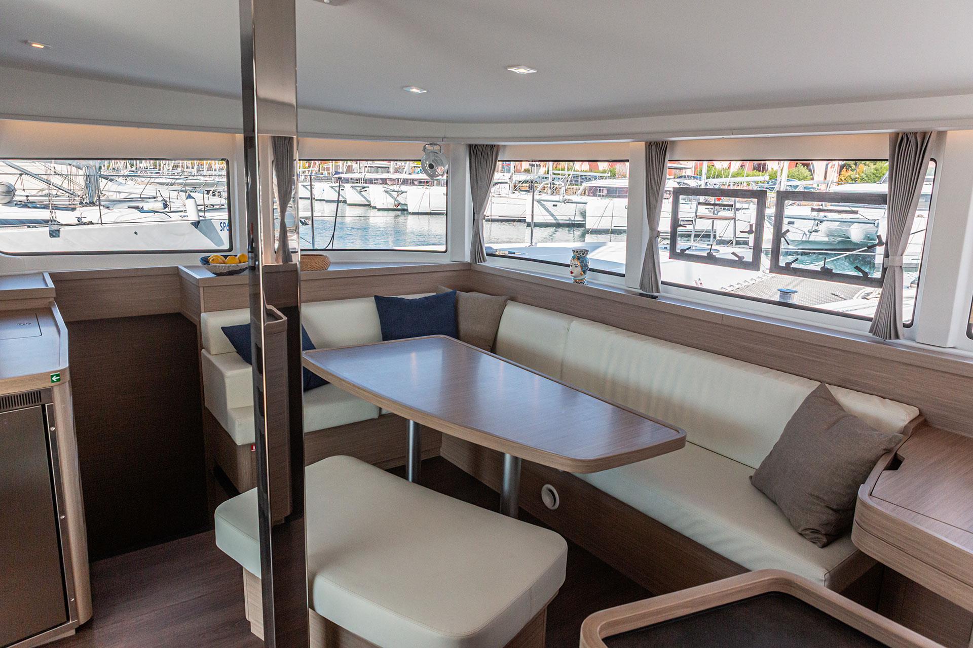 Lagoon 42 - 4 + 1 cab., picture 8