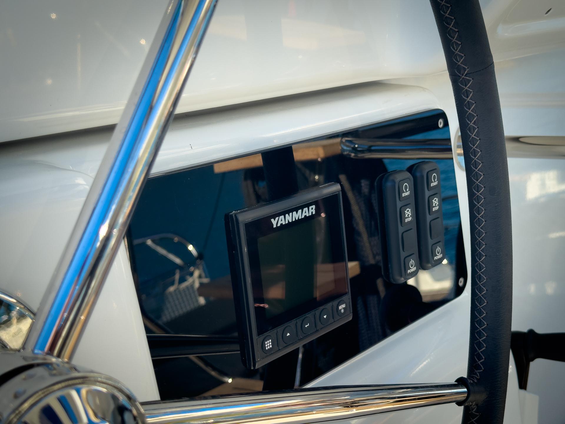 Lagoon 43 - 4 + 2 cab., picture 12