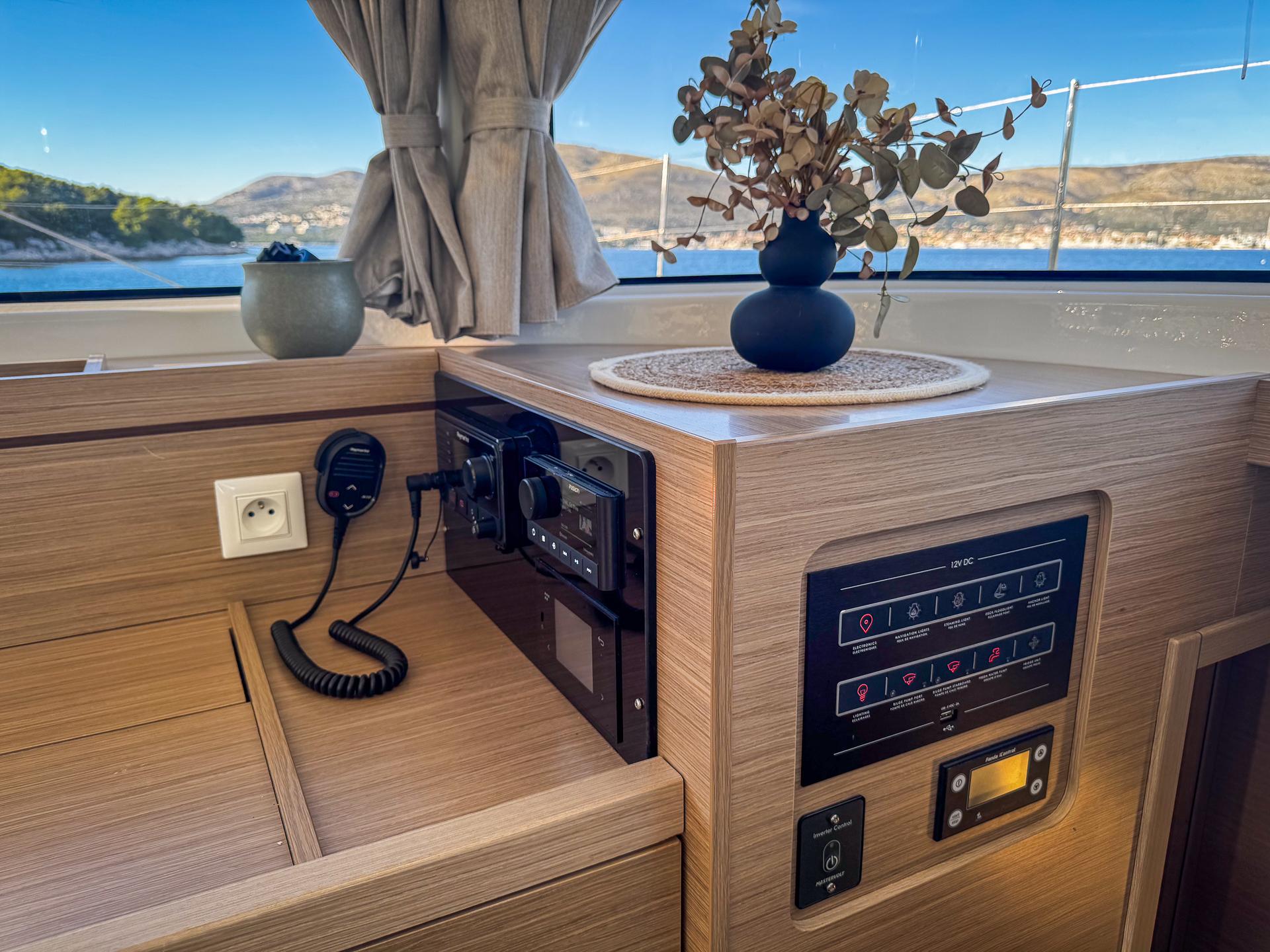 Lagoon 43 - 4 + 2 cab., picture 19