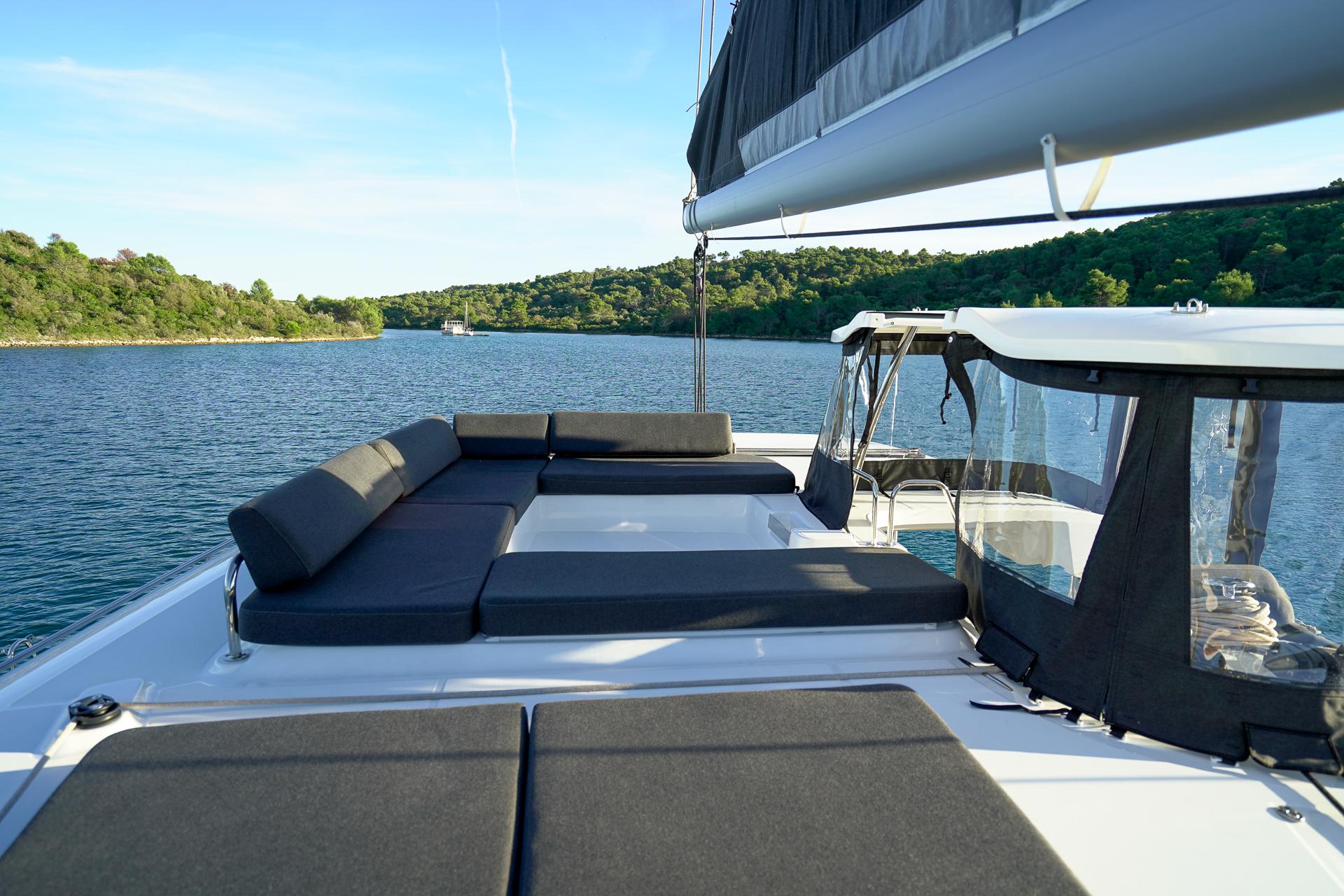 Lagoon 43 - 4 + 2 cab., picture 10