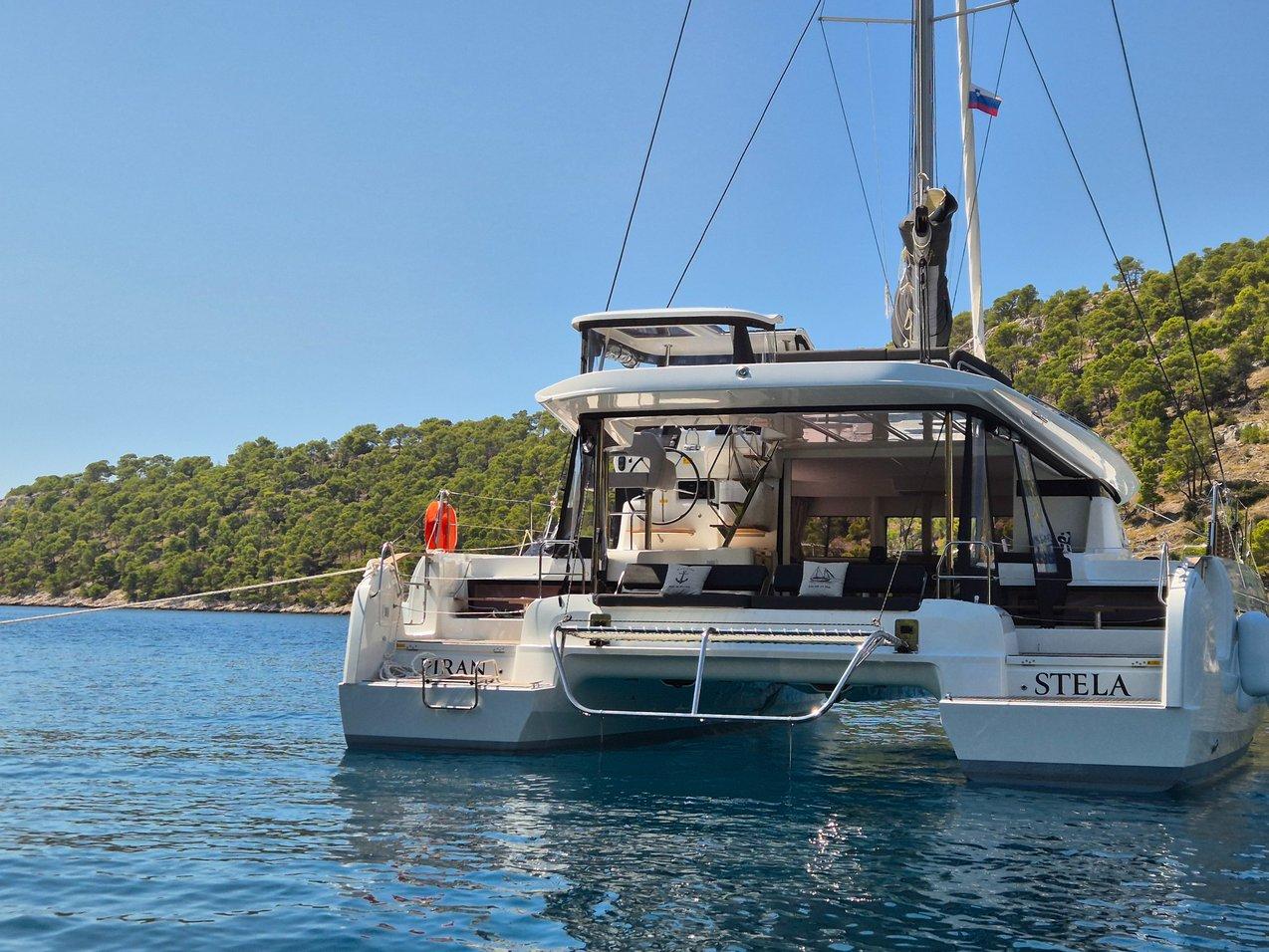 Lagoon 43 - 4 + 2 cab., picture 6