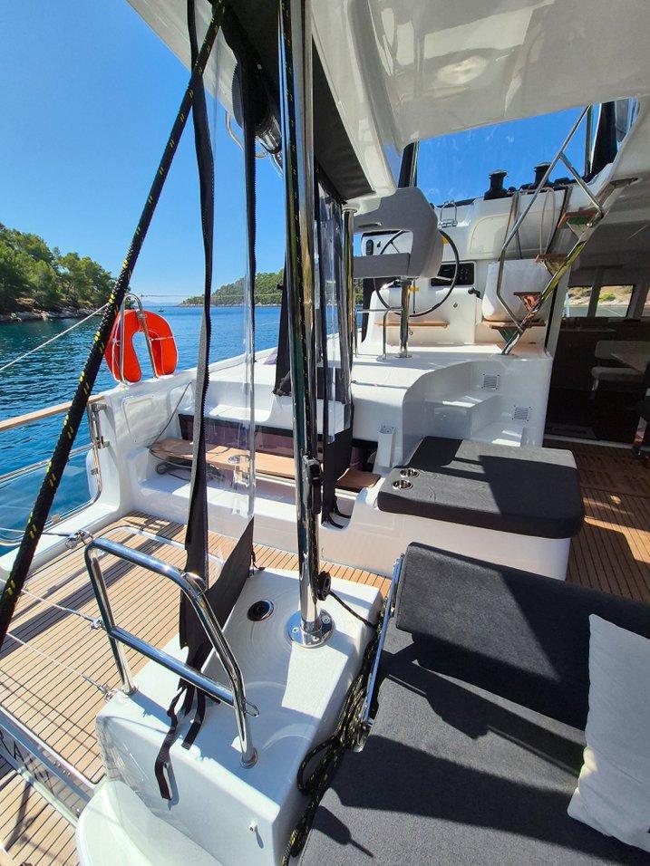 Lagoon 43 - 4 + 2 cab., picture 15