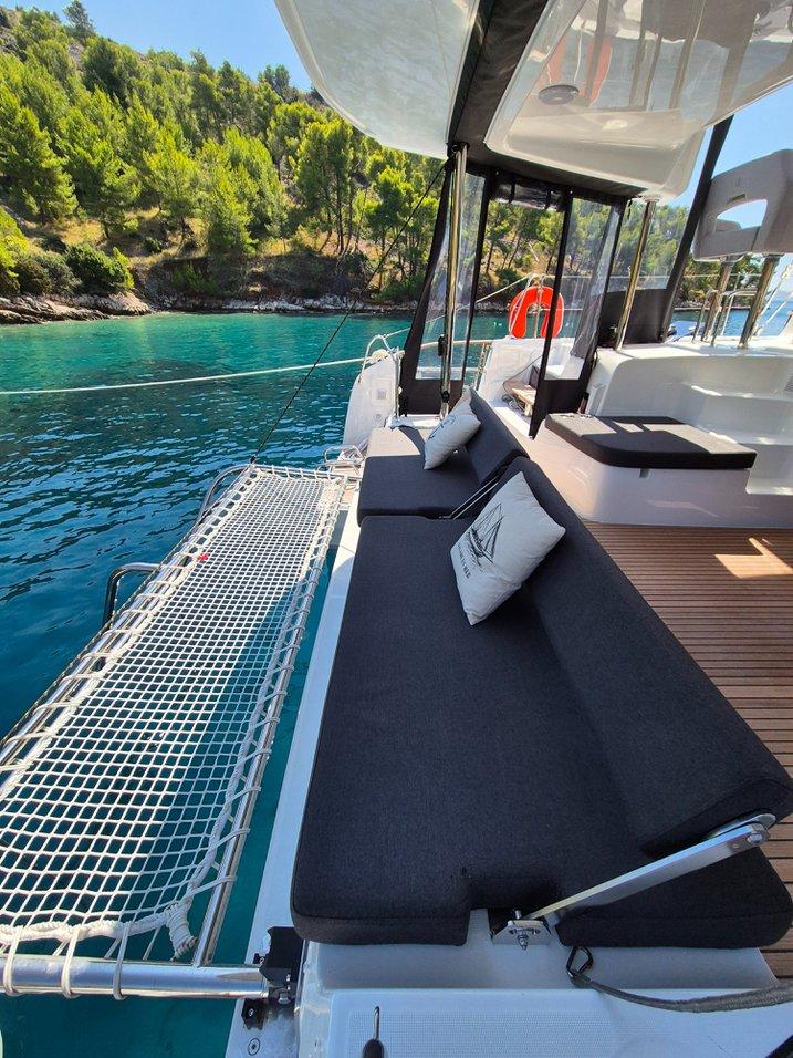 Lagoon 43 - 4 + 2 cab., picture 11