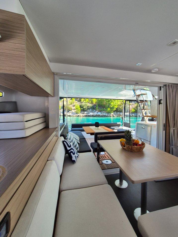 Lagoon 43 - 4 + 2 cab., picture 19