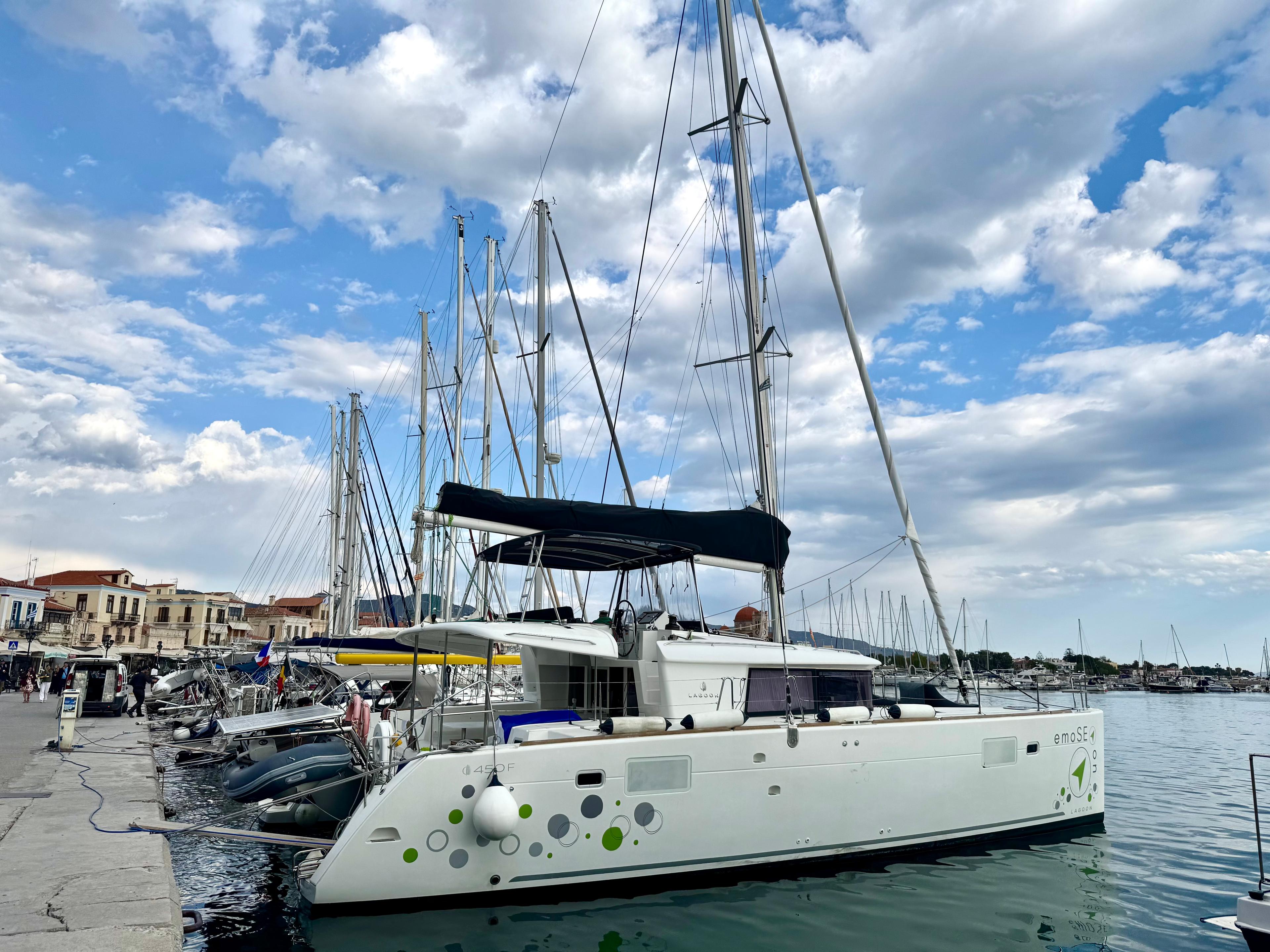 Lagoon 450 F - 4 + 1 cab., picture 1