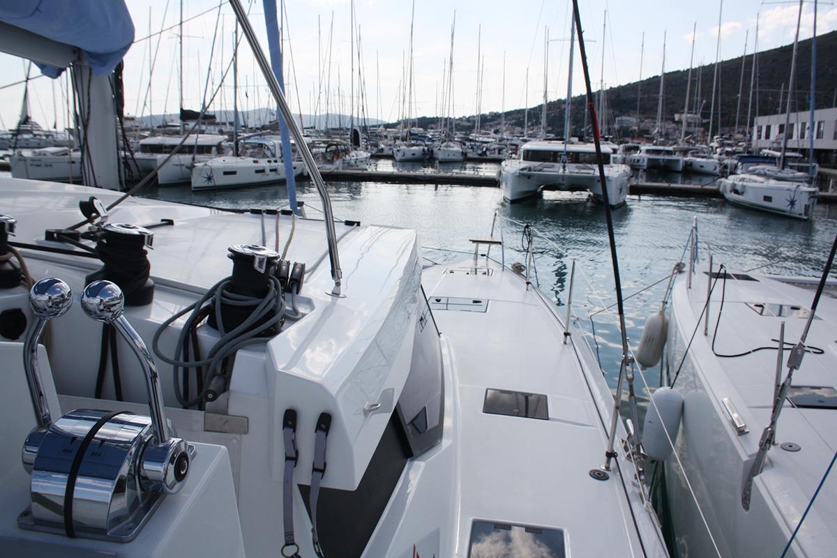 Fountaine Pajot Astrea 42, picture 5