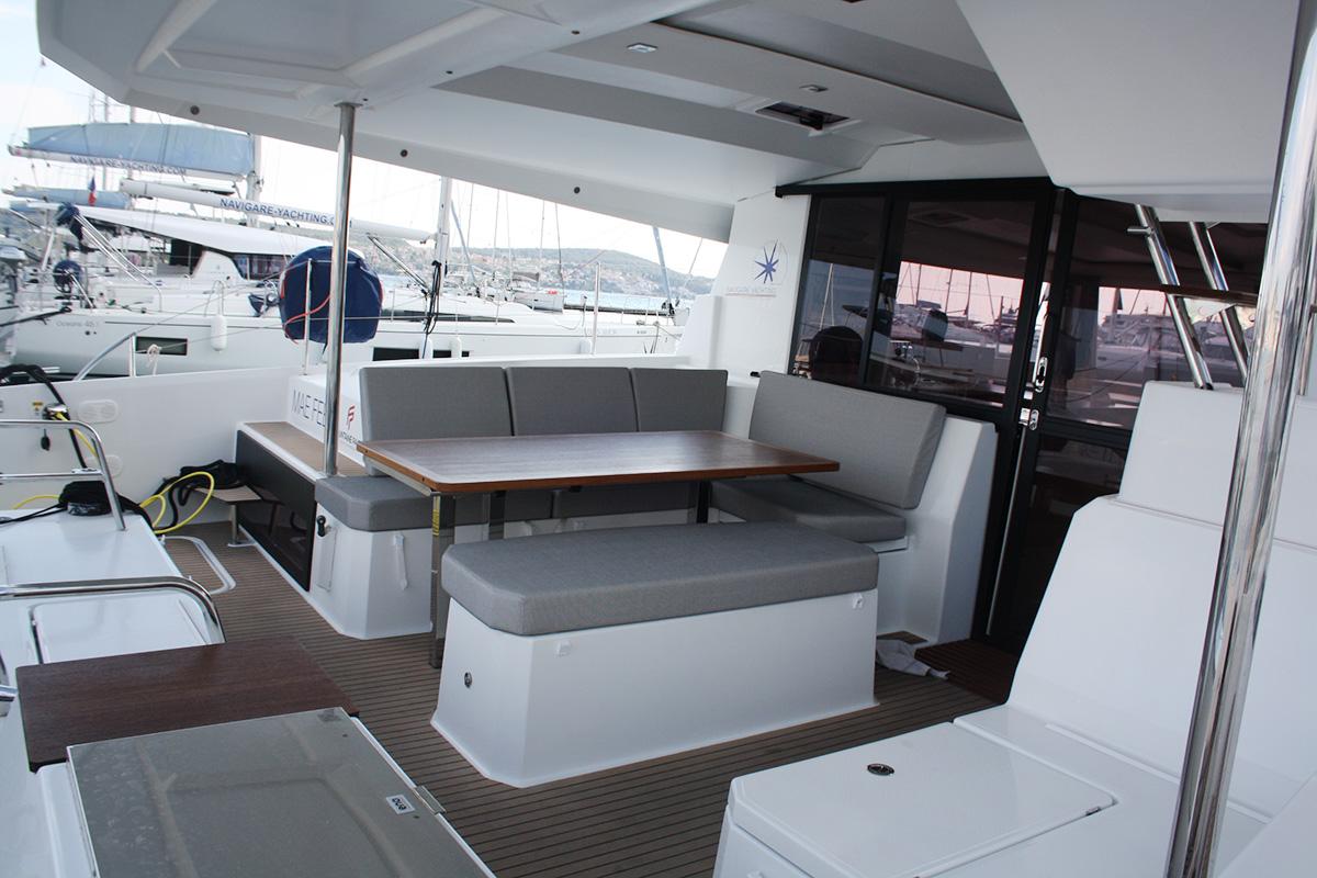 Fountaine Pajot Astrea 42, picture 3