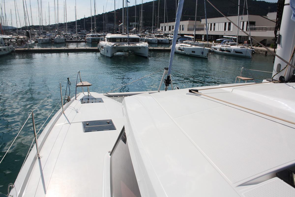 Fountaine Pajot Astrea 42, picture 9