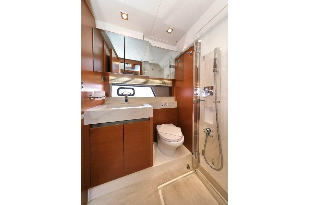 Prestige 520 Flybridge - 3 + 1 cab., picture 34