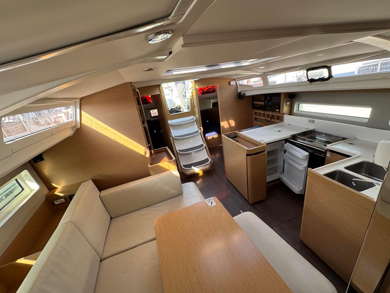 Sun Odyssey 440 - 4 cab., picture 8