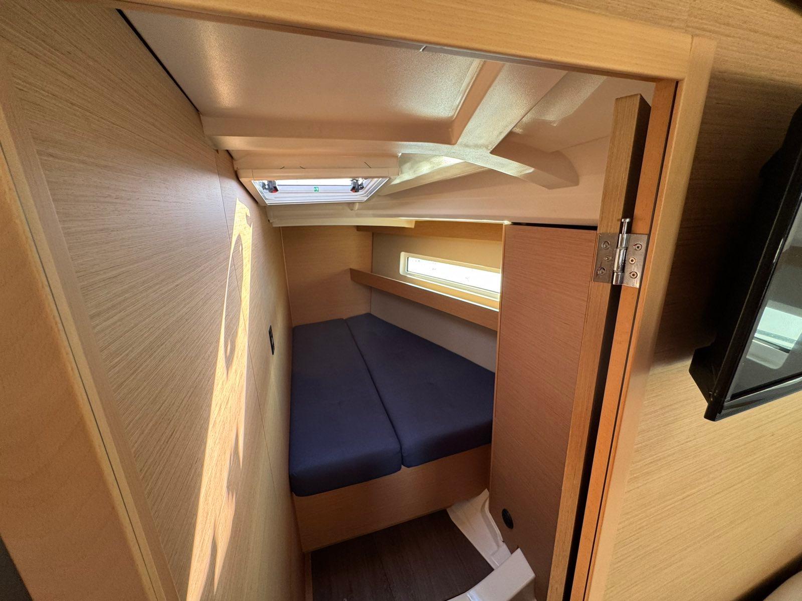 Sun Odyssey 440 - 4 cab., picture 12