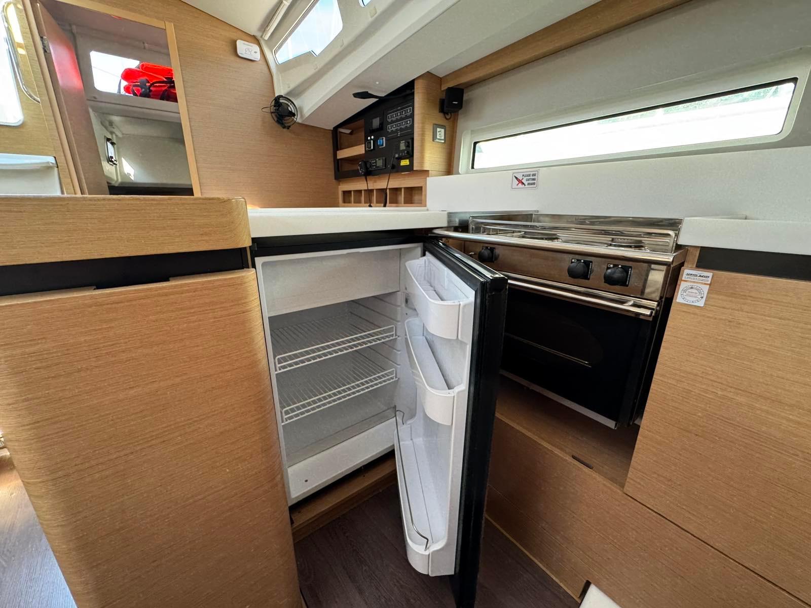 Sun Odyssey 440 - 4 cab., picture 9