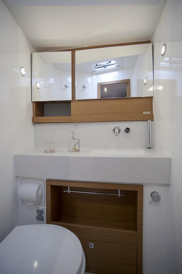 Dufour 530 - 6 cab., picture 19