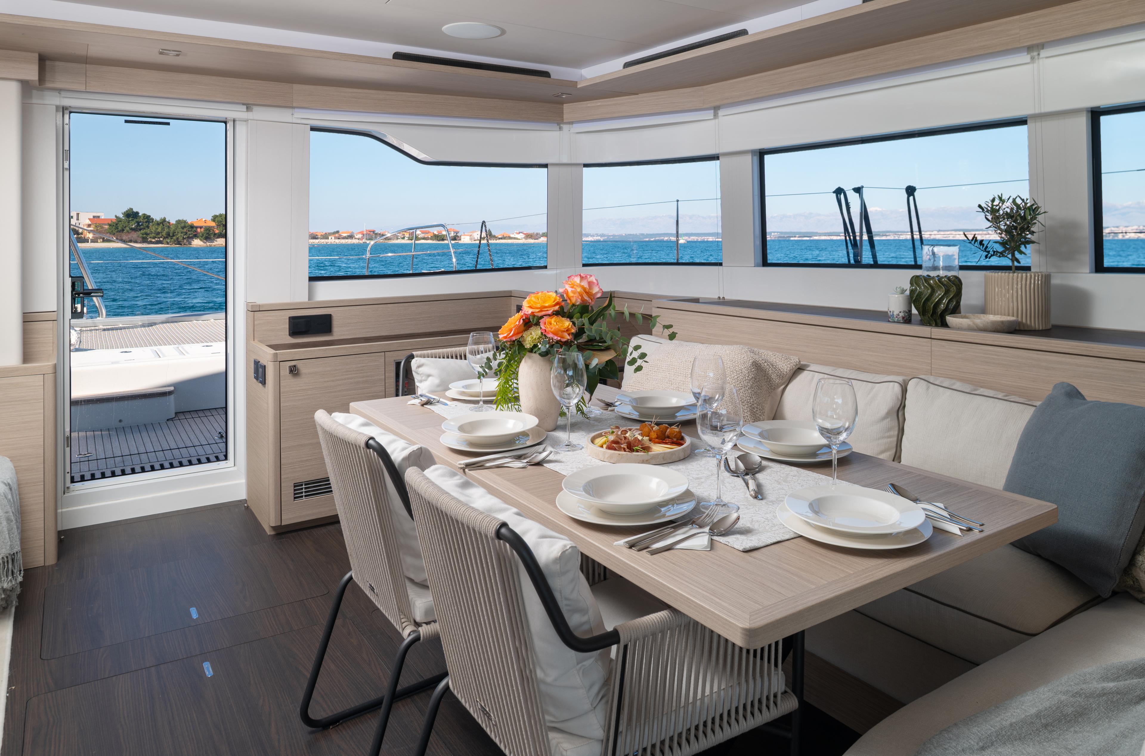 Lagoon 60 - 4 + 2 cab., picture 13