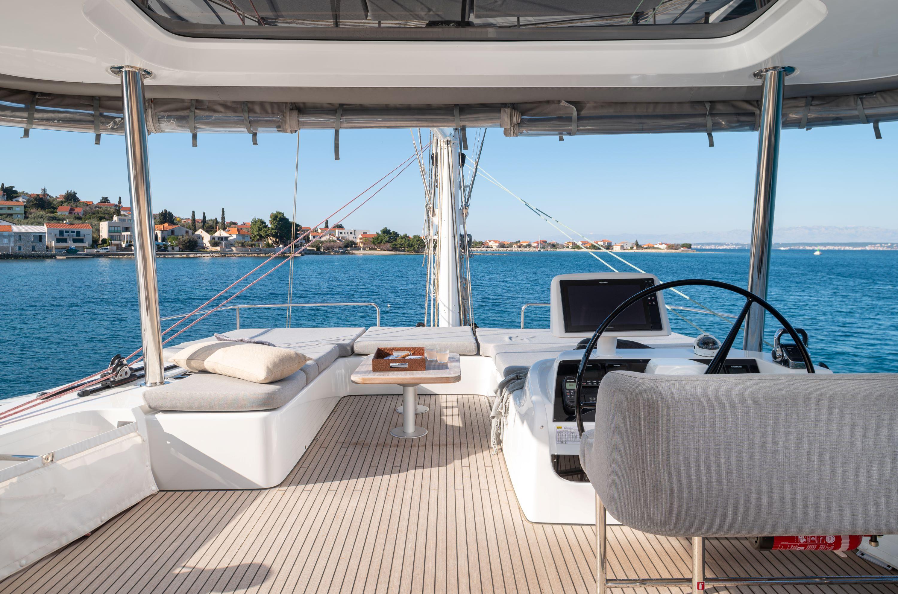 Lagoon 60 - 4 + 2 cab., picture 27