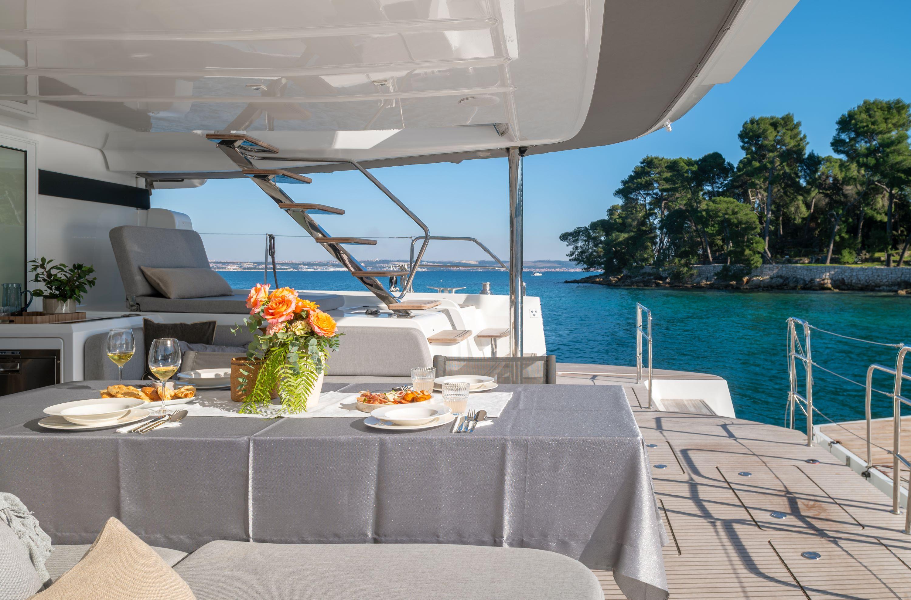 Lagoon 60 - 4 + 2 cab., picture 5