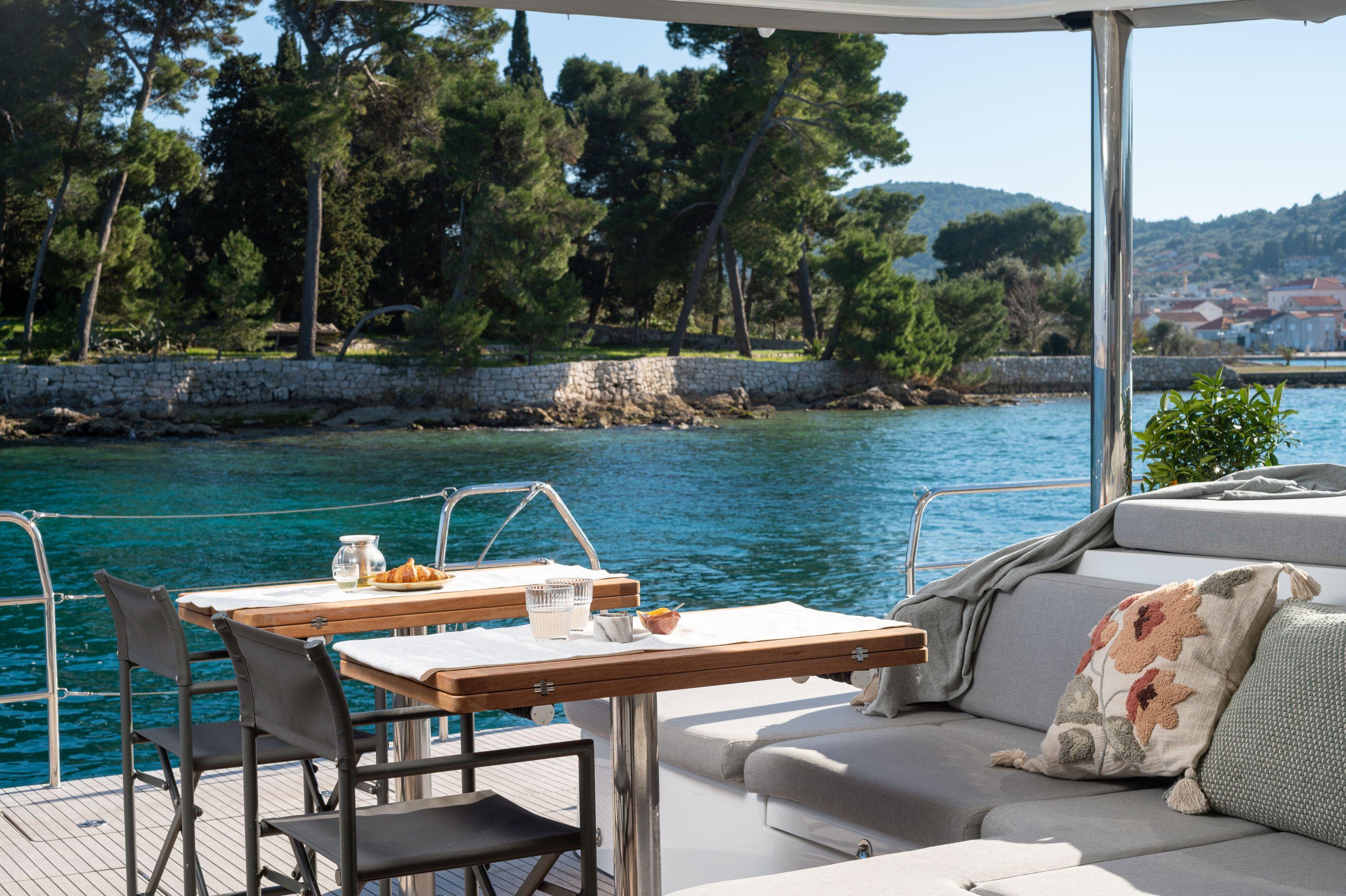 Lagoon 60 - 4 + 2 cab., picture 6