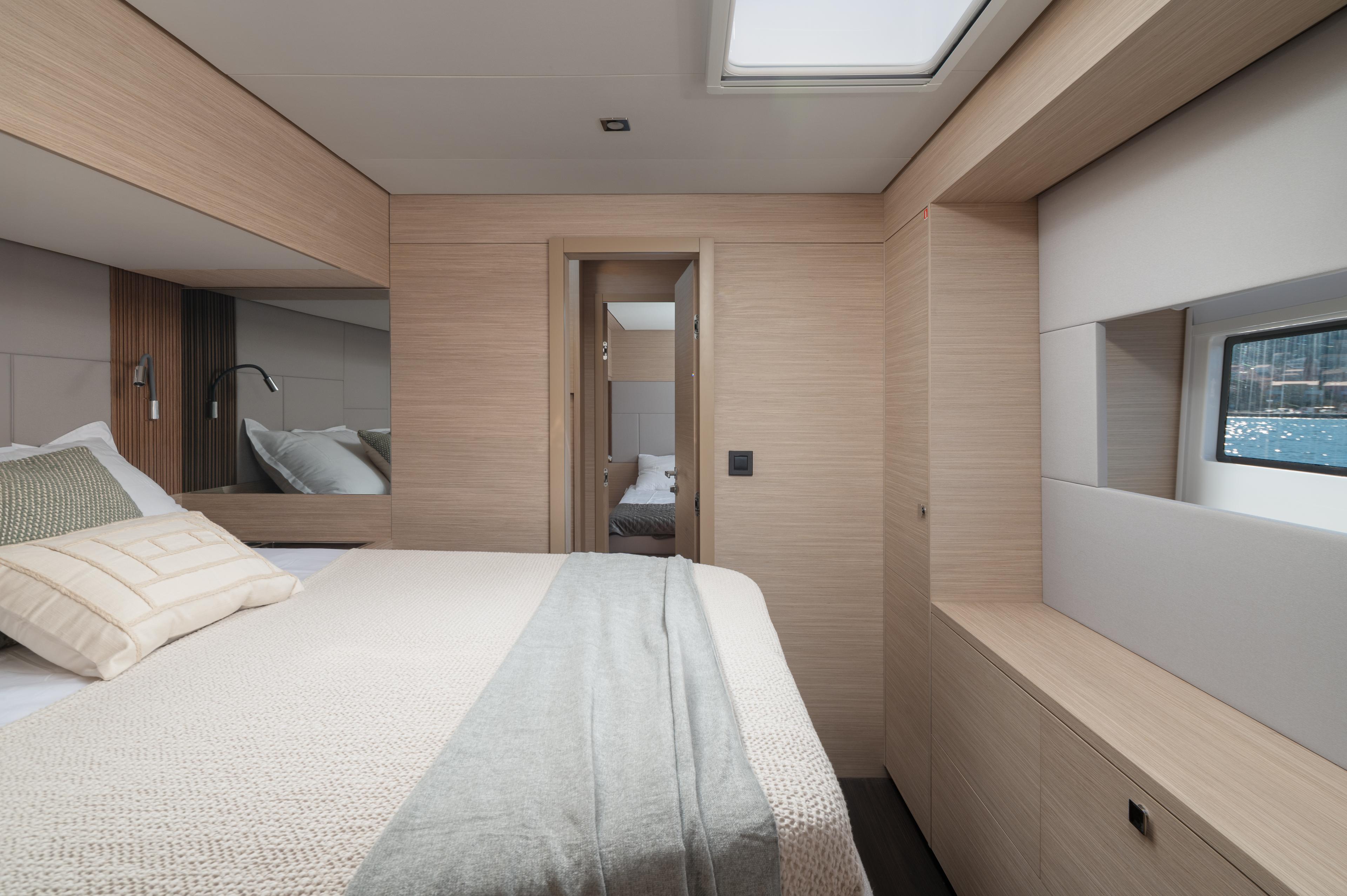 Lagoon 60 - 4 + 2 cab., picture 20