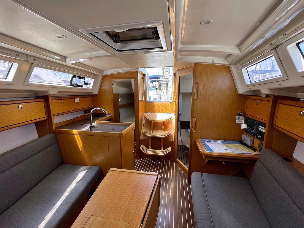 Bavaria Cruiser 33, picture 11