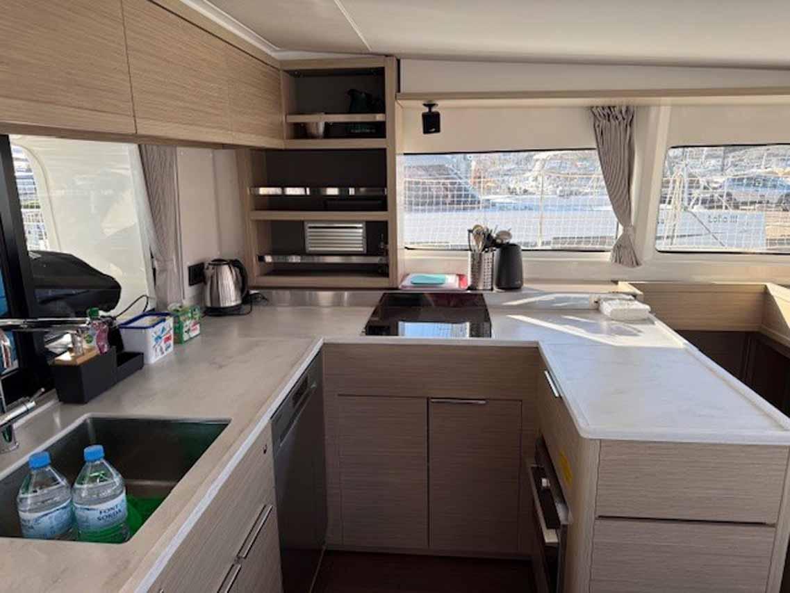 Lagoon 46 - 4 + 1 cab., picture 12