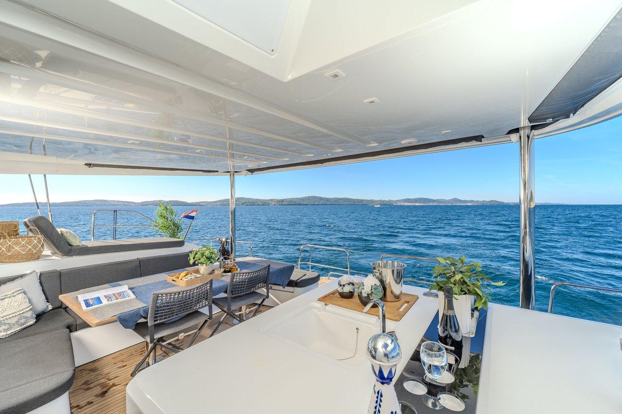 Lagoon 55 - 5 + 2 cab., picture 5