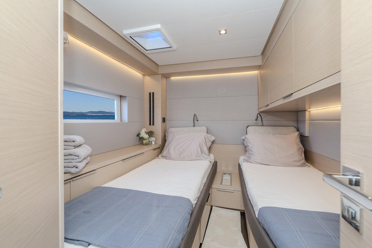Lagoon 55 - 5 + 2 cab., picture 36