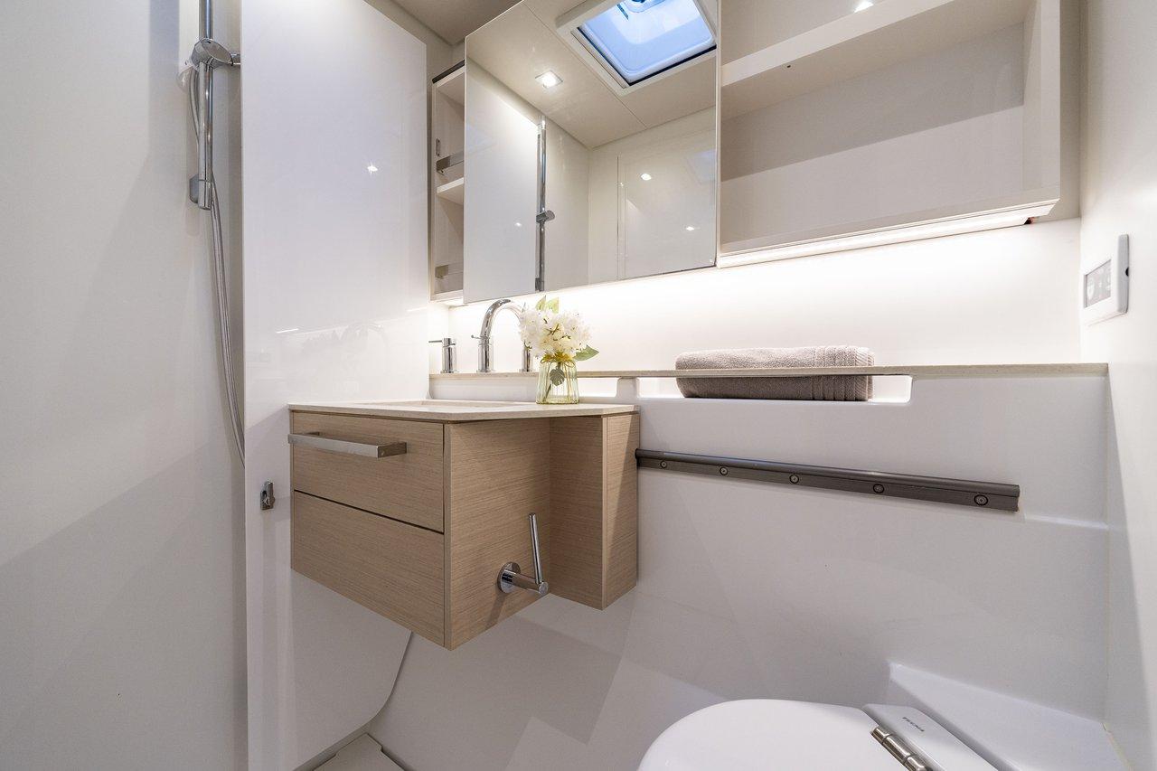 Lagoon 55 - 5 + 2 cab., picture 37