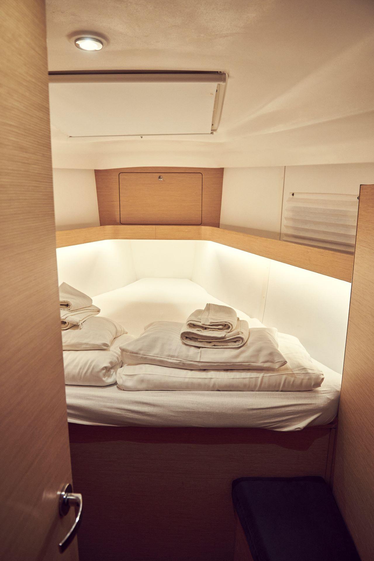 Elan Impression 45, picture 33