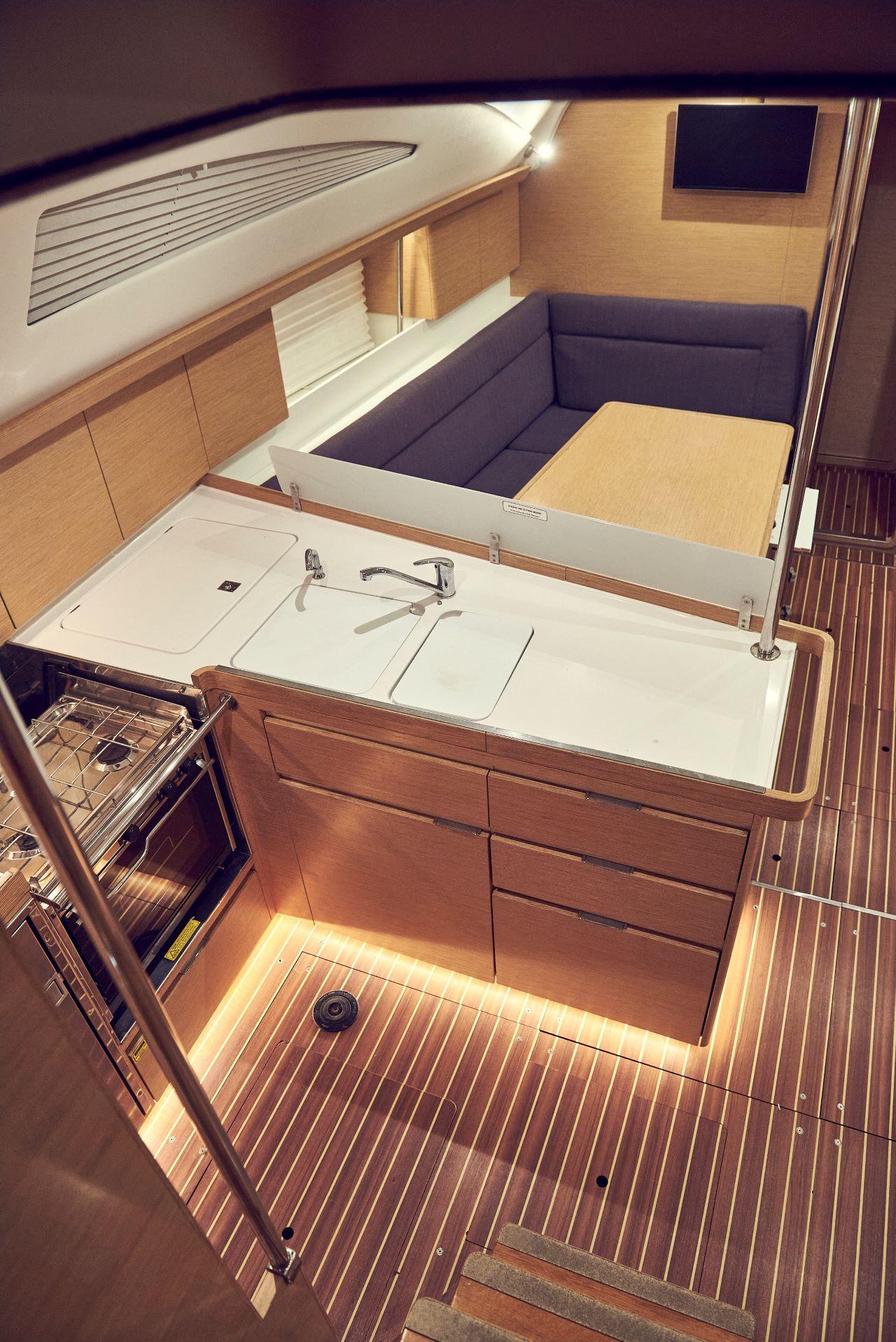 Elan Impression 45, picture 24