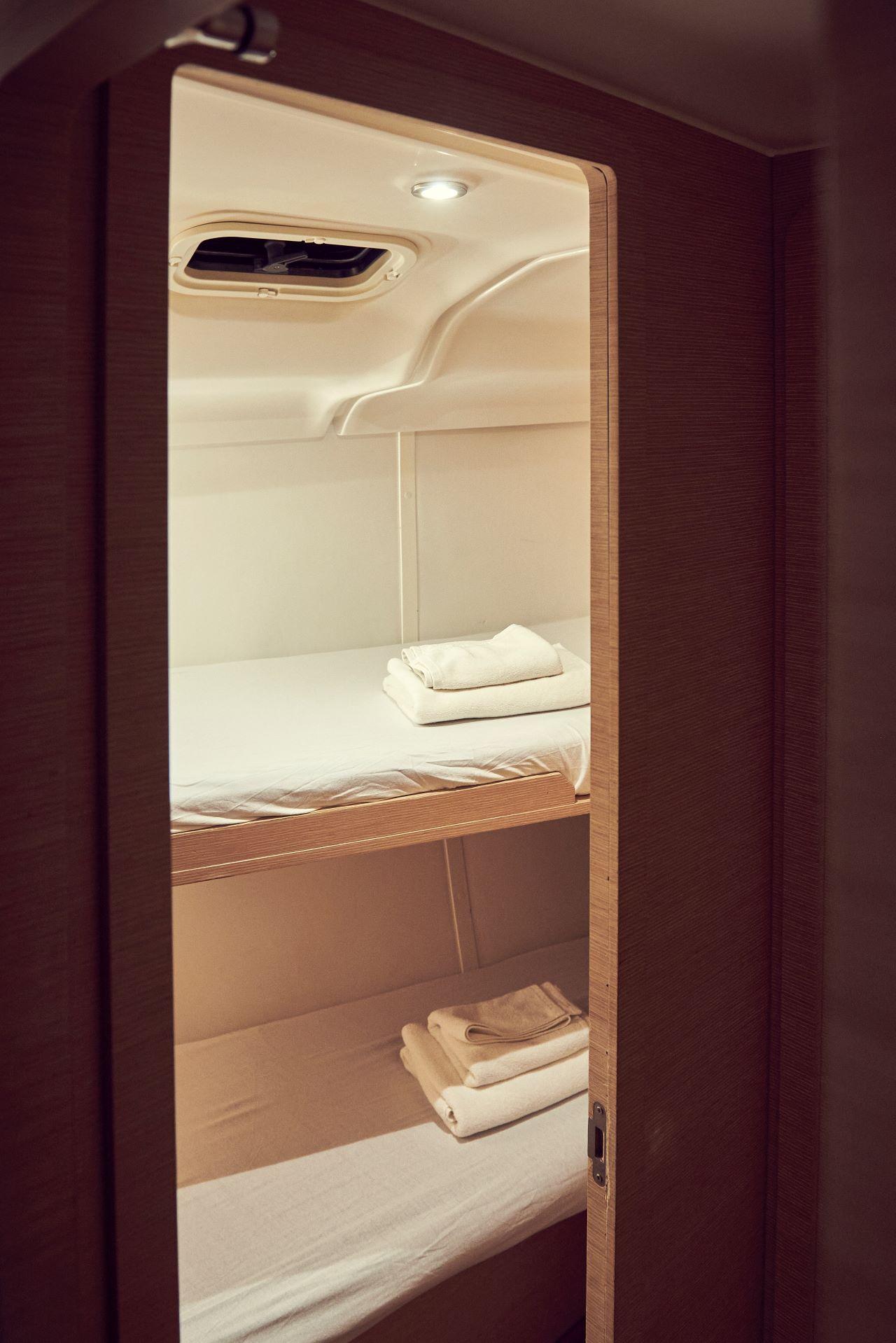 Elan Impression 45, picture 36