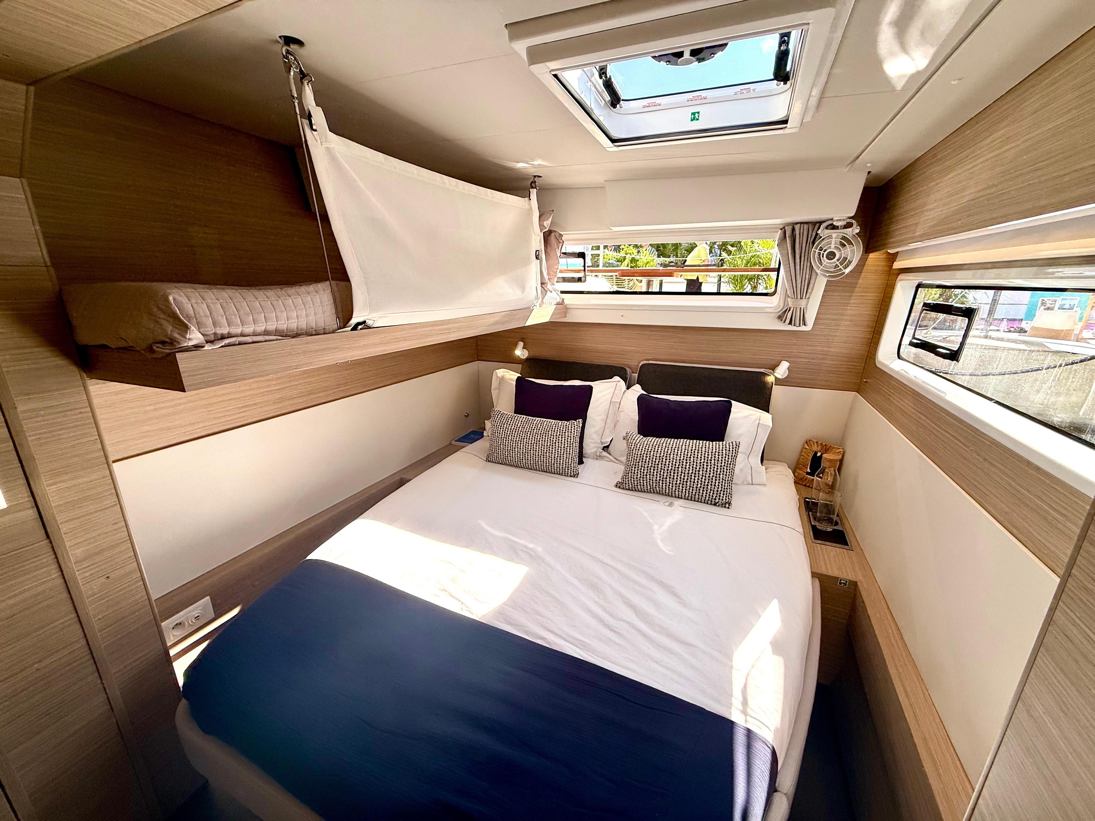 Lagoon 43 - 4 + 2 cab., picture 13