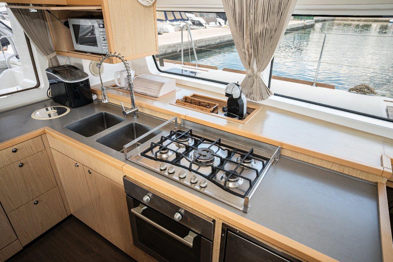 Lagoon 52 F - 4 + 2 cab., picture 23