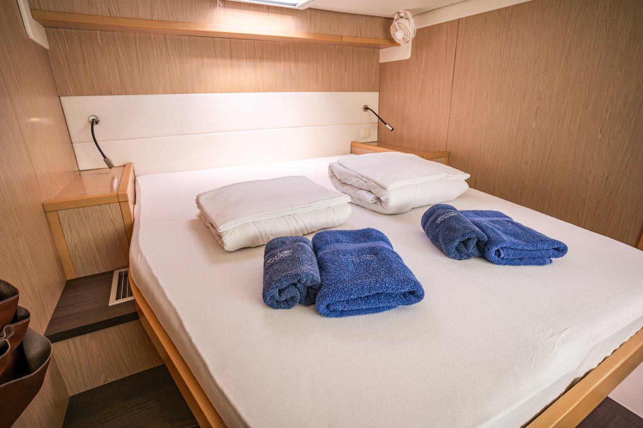 Lagoon 52 F - 4 + 2 cab., picture 42