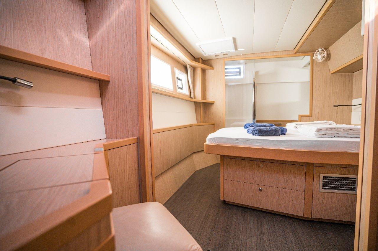 Lagoon 52 F - 4 + 2 cab., picture 33