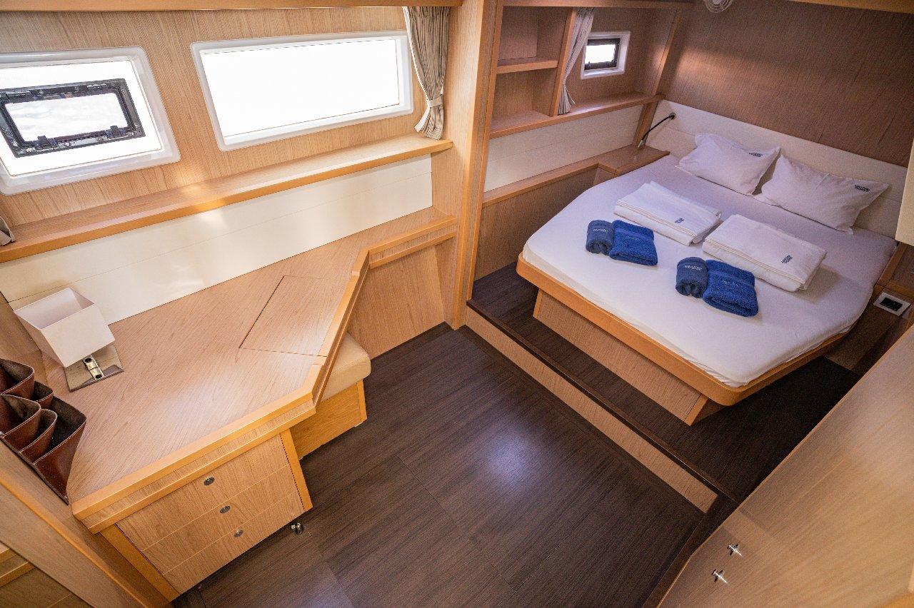 Lagoon 52 F - 4 + 2 cab., picture 37