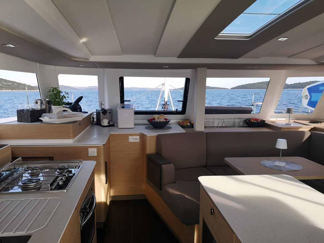 Fountaine Pajot FP 41 Quatuor 3, picture 10