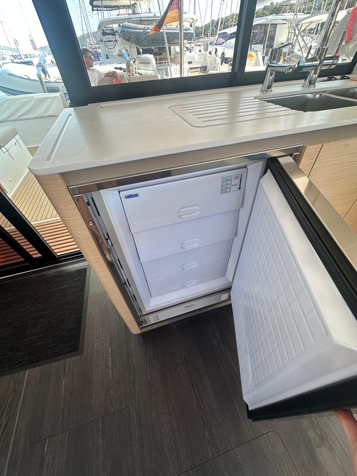 Fountaine Pajot Elba 45 - 3 cab., picture 12