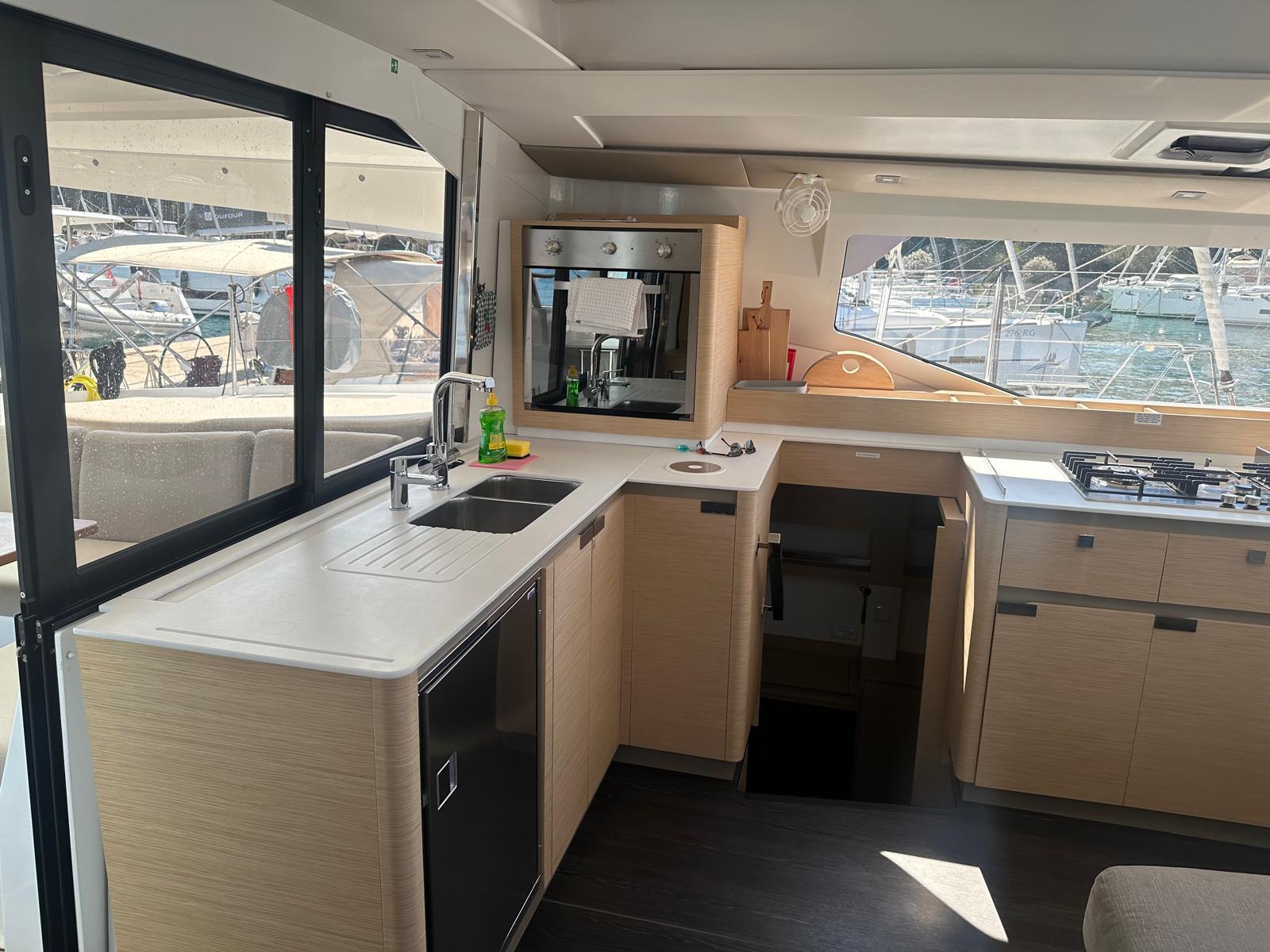 Fountaine Pajot Elba 45 - 3 cab., picture 11