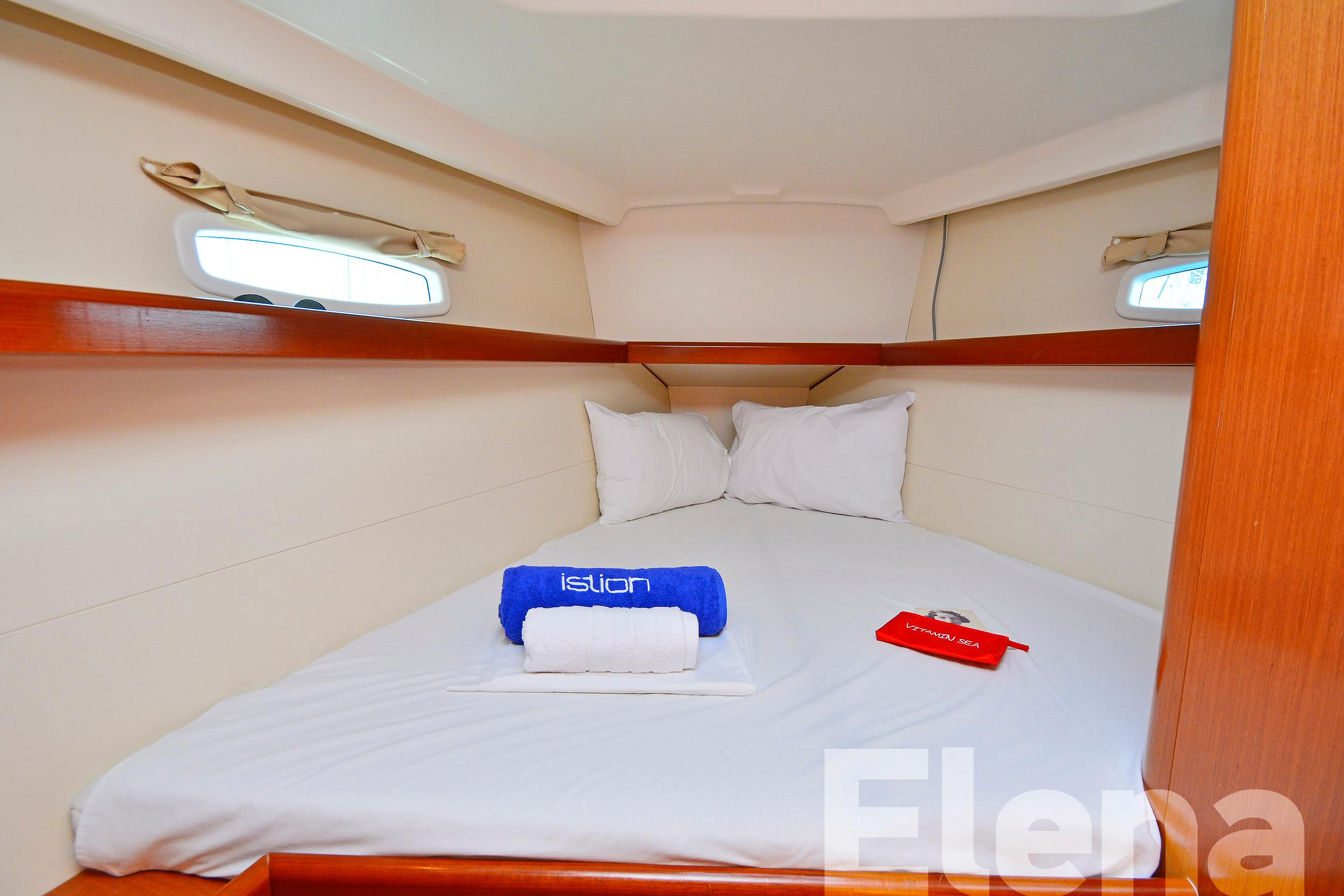 Oceanis 43 - Elena, picture 3