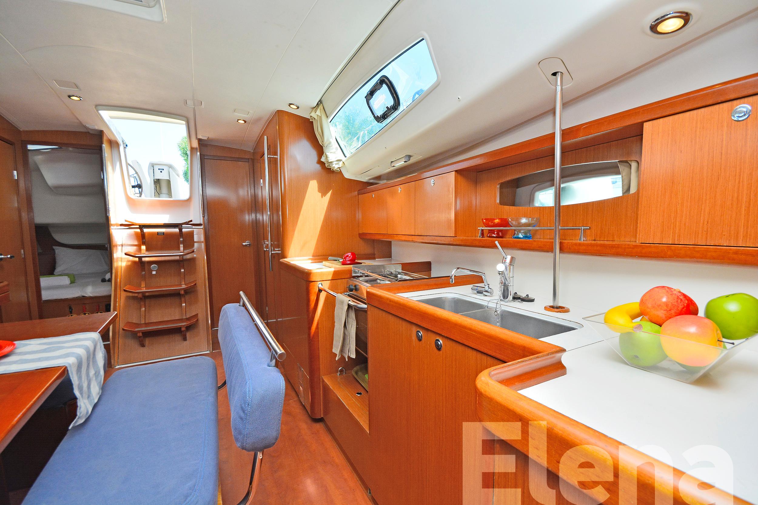 Oceanis 43 - Elena, picture 9