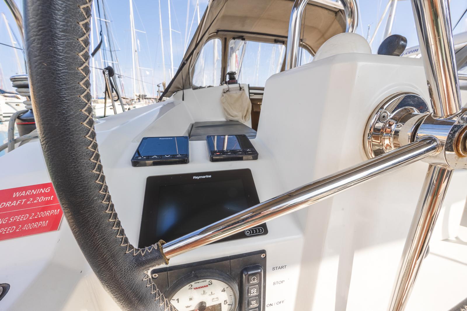 Oceanis 38.1, picture 6