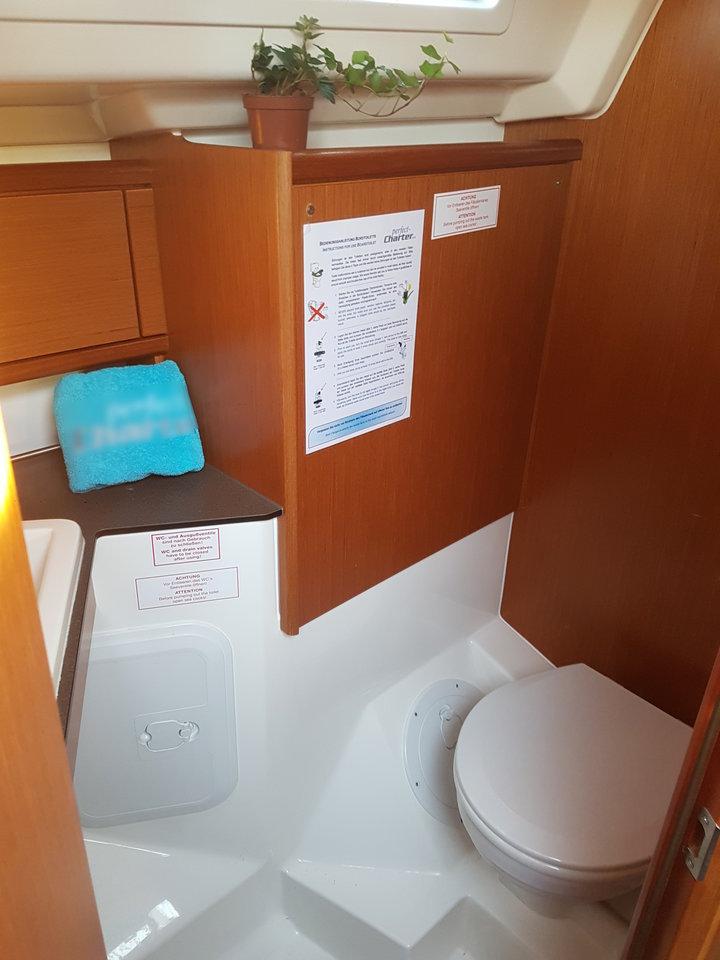 Bavaria Cruiser 34, picture 9