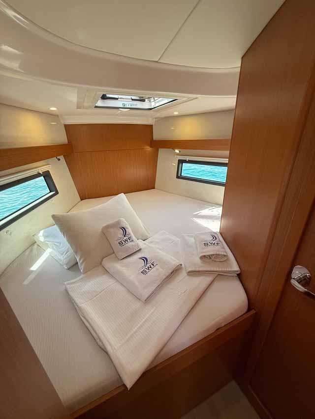 Bavaria C38, picture 15