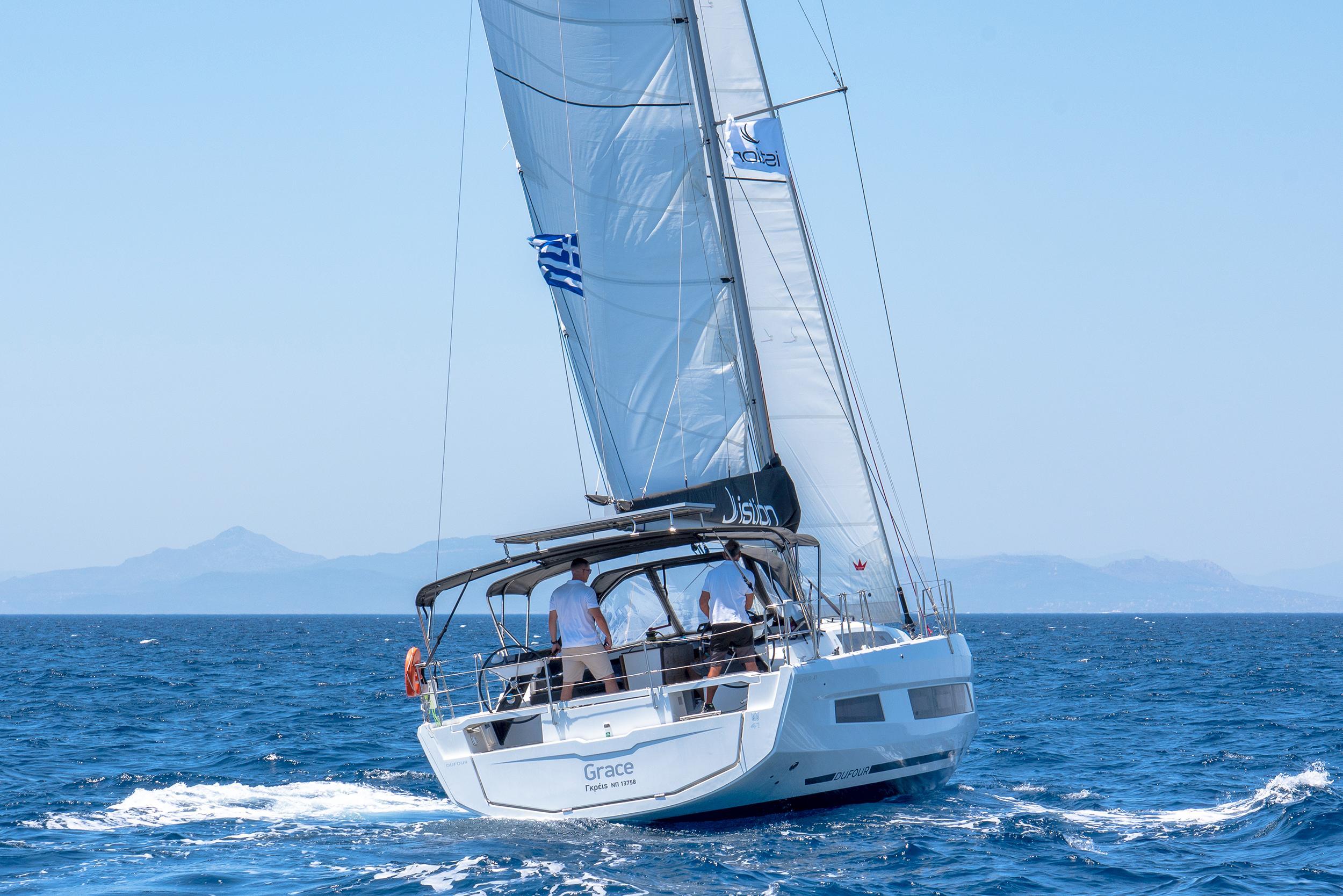 Dufour 41 - 3 cab., picture 4