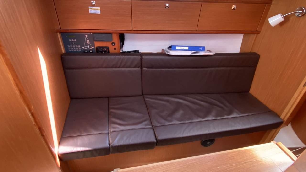 Bavaria Cruiser 34, picture 9