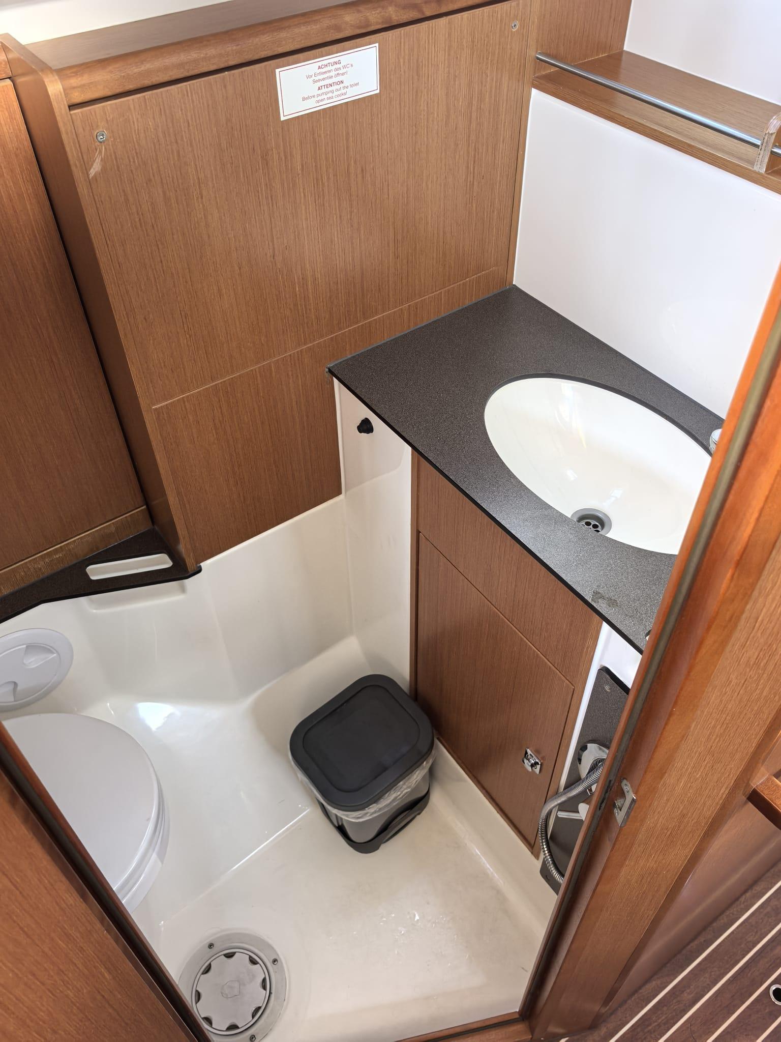 Bavaria Cruiser 37 - 3 cab., picture 4