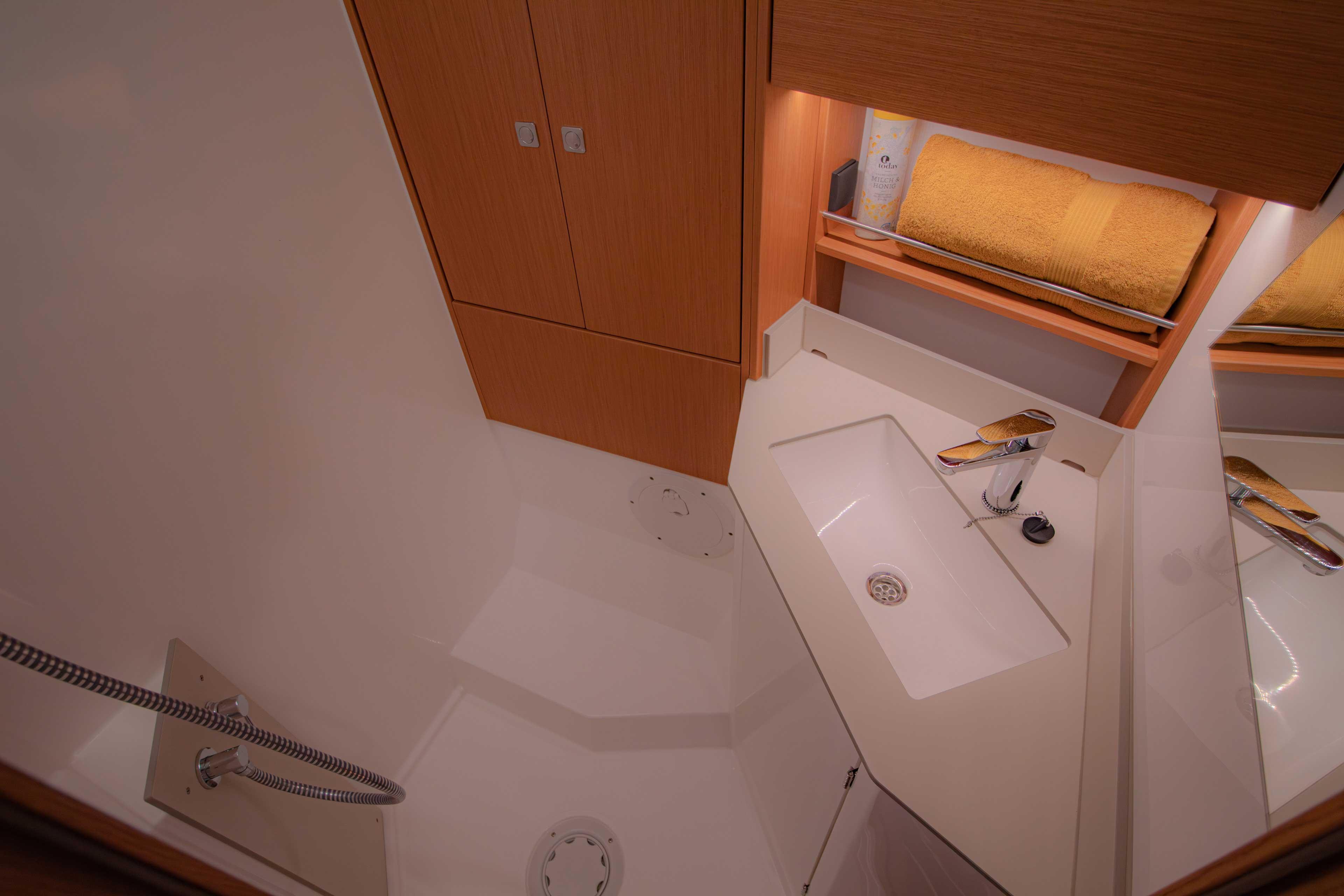 Bavaria C46 - 4 cab., picture 8