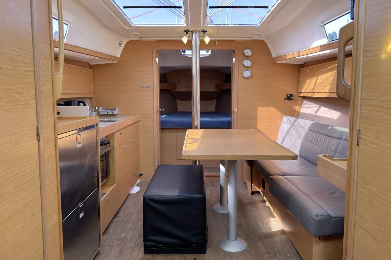 Dufour 382 GL, picture 10