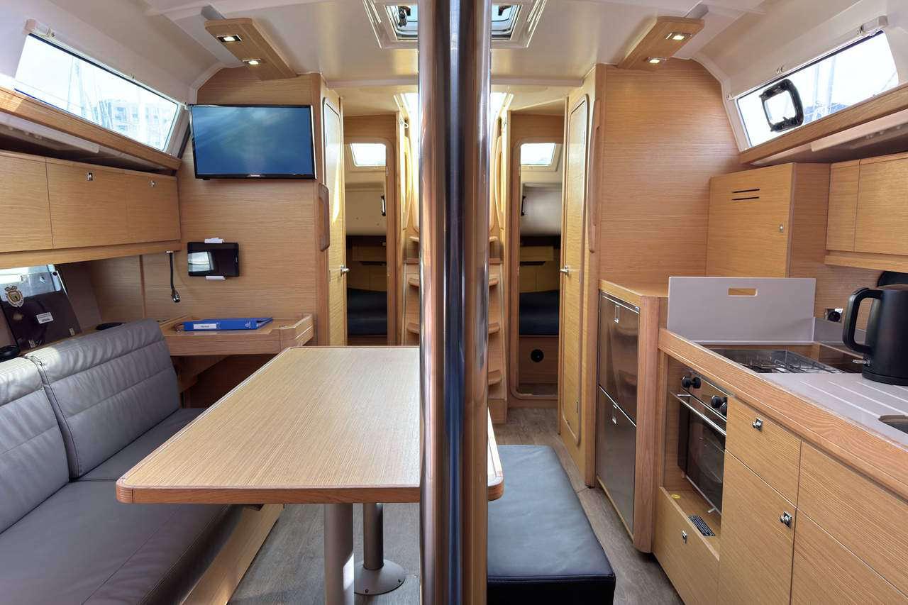 Dufour 382 GL, picture 11