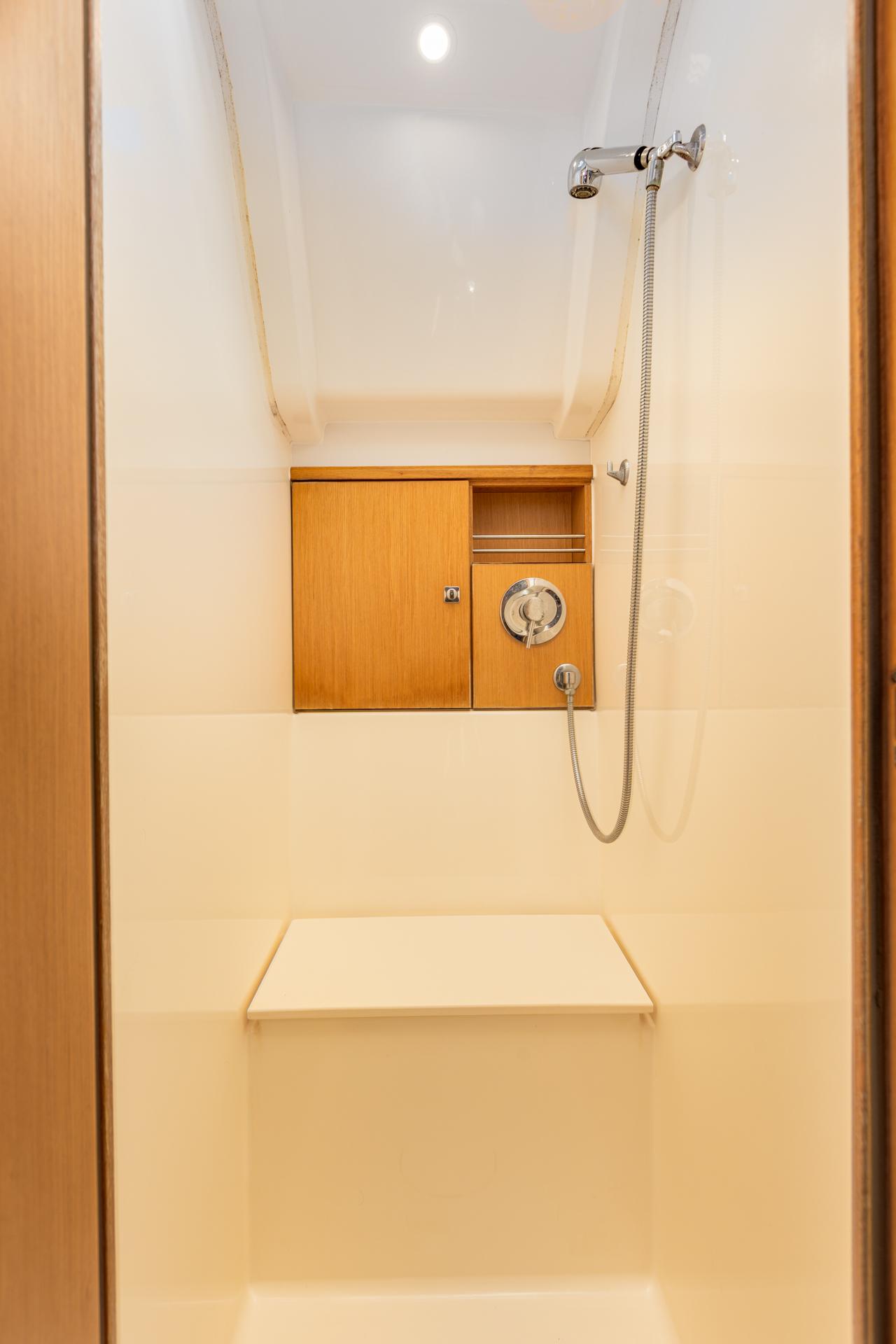 Bavaria Cruiser 51, picture 30